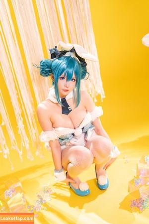 Hoshilily photo #0296