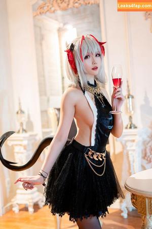 Hoshilily photo #0354