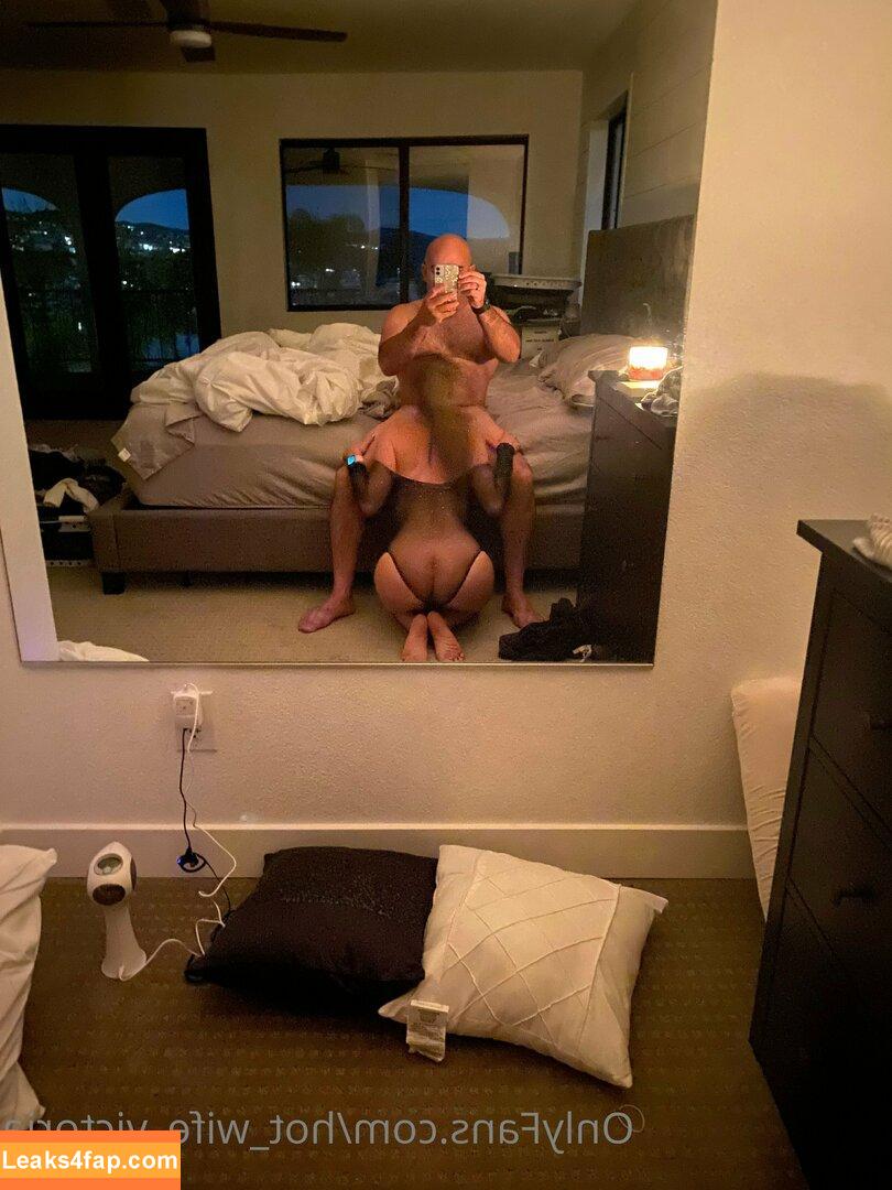 hot_wife_victoria / Hotwife_Vxxx / _torias_secret_ leaked photo photo #0019