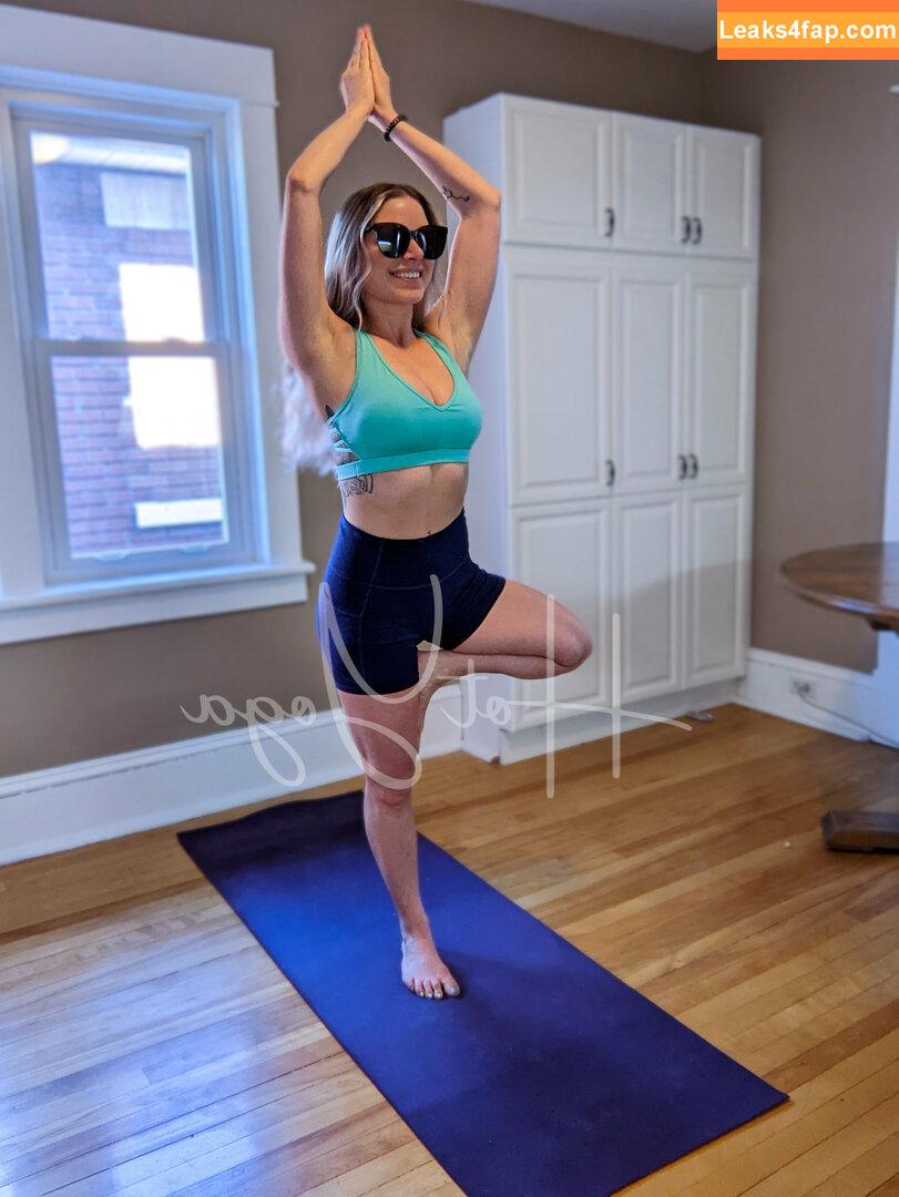 hot-yoga /  leaked photo photo #0333