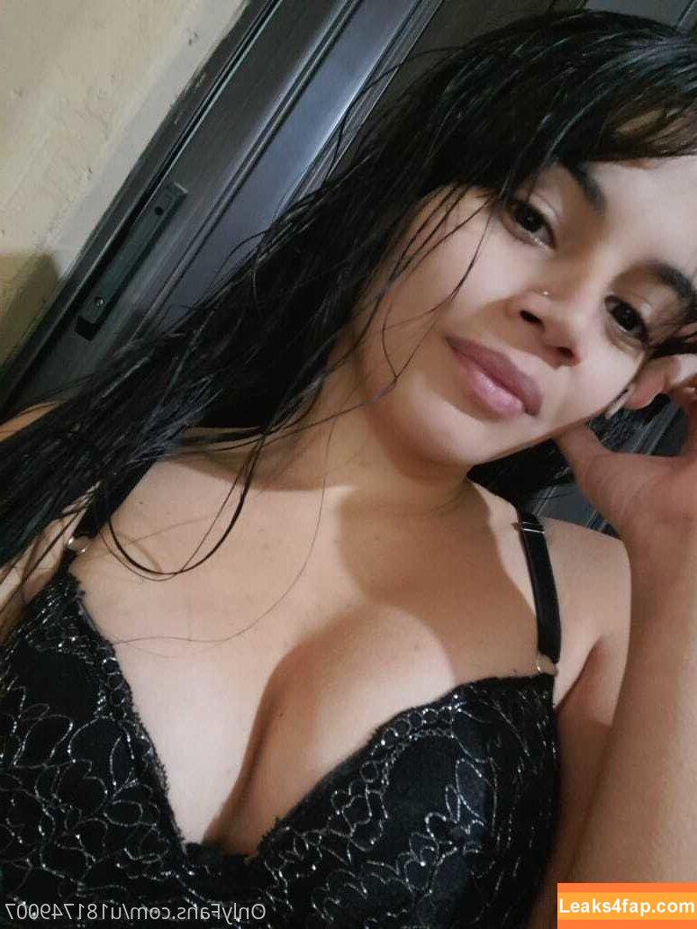 hotbrunette06 /  leaked photo photo #0009
