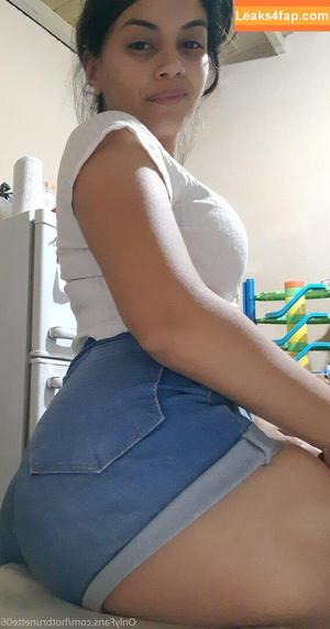 hotbrunette06 photo #0015