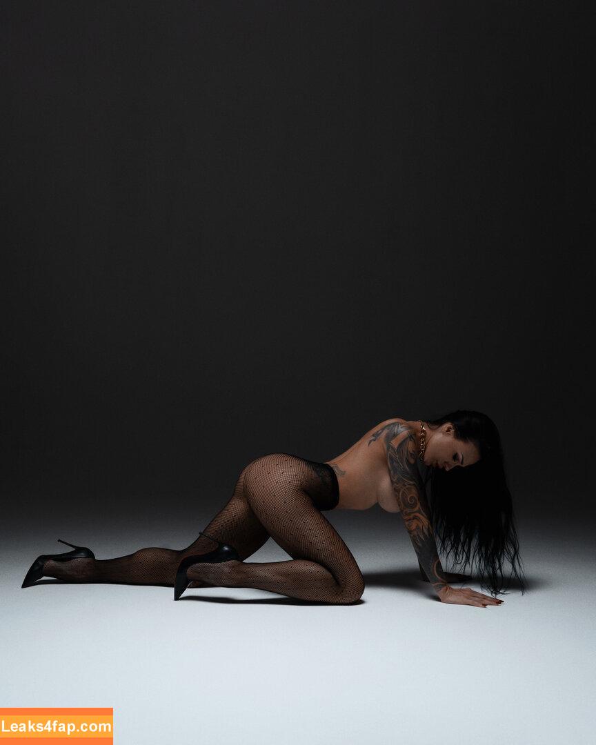 Hotelf / crazy_vamp leaked photo photo #0323