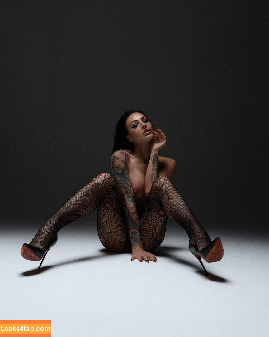 Hotelf / crazy_vamp leaked photo photo #0324