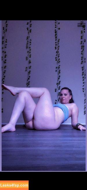 Hotmama_80 photo #0001