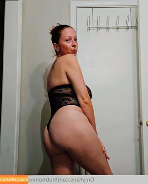 hotmomnextdoorxxx photo #0007