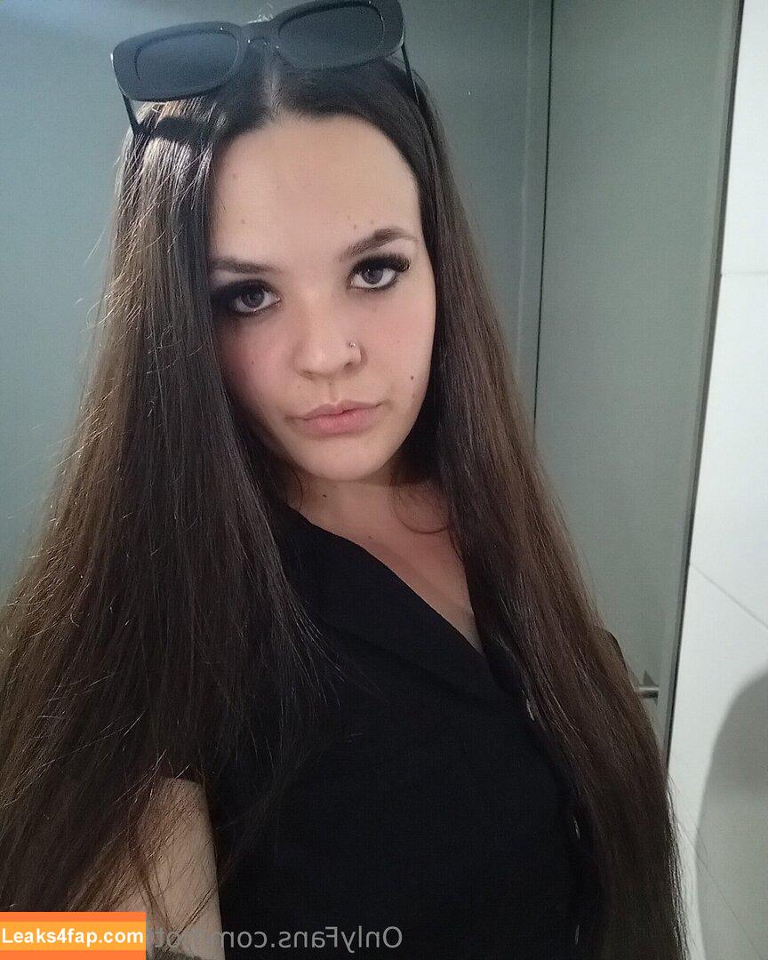 hottbrunettee / ___brunettes___ leaked photo photo #0012