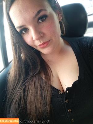 hottbrunettee photo #0001
