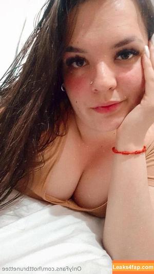 hottbrunettee photo #0004