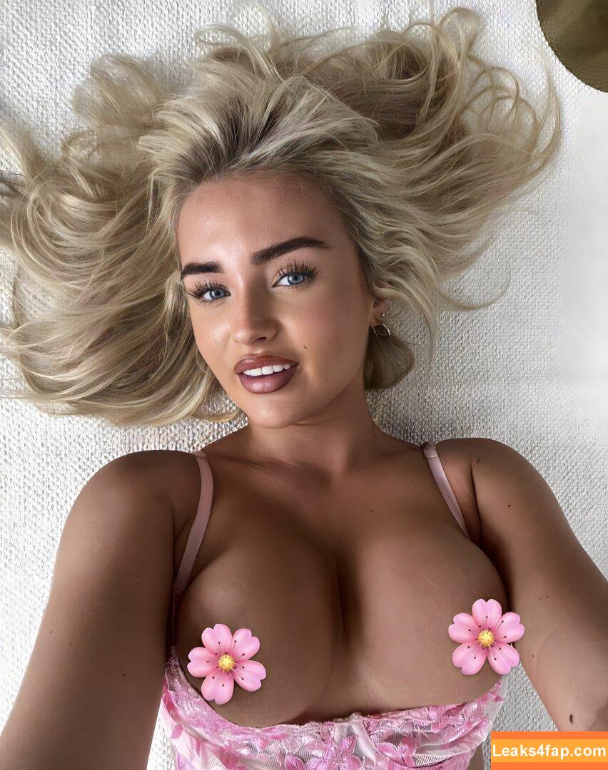 hottestboobs / hotshinsbaby leaked photo photo #0072