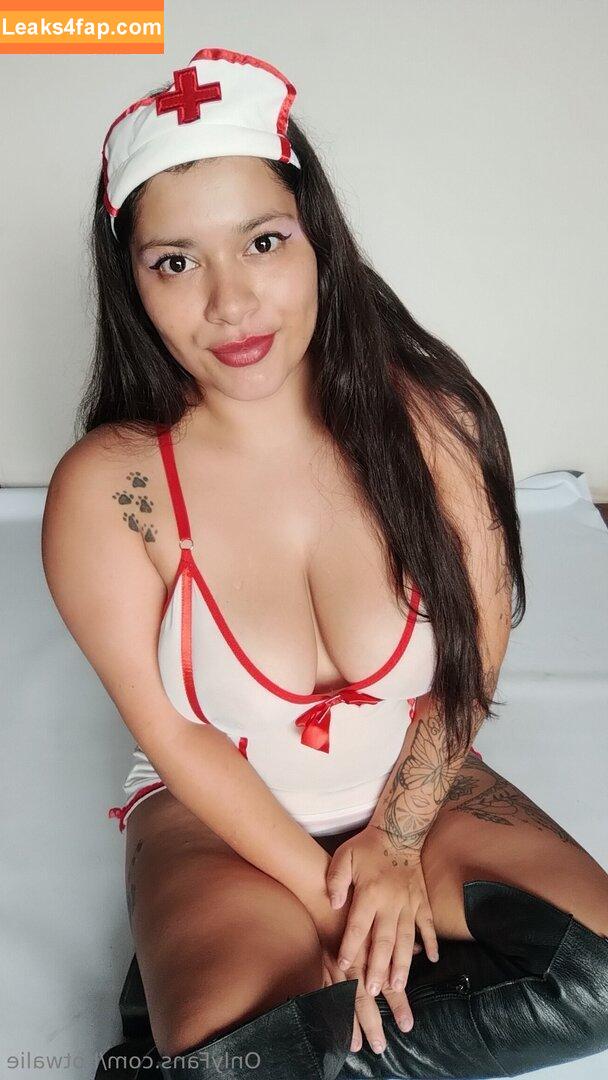 hotwalie / hot_wila_media leaked photo photo #0017