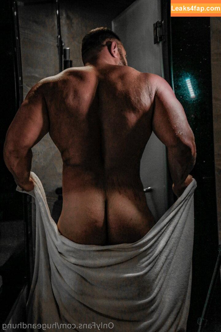 hugeandhung / huge.and.hung leaked photo photo #0231