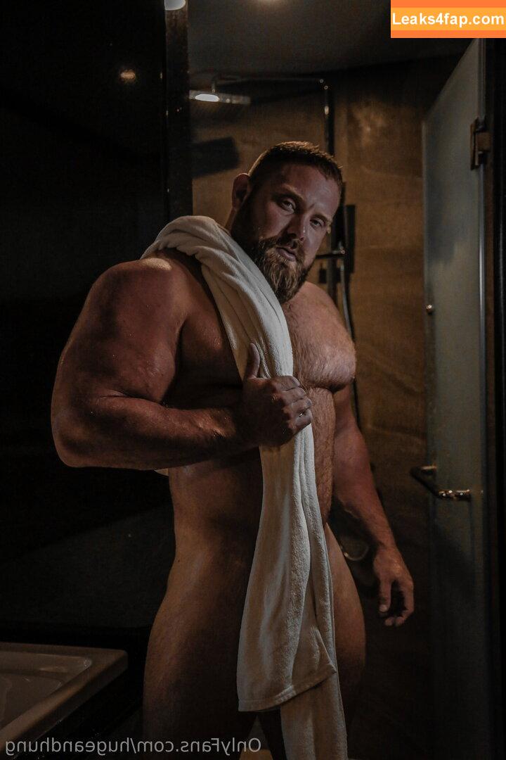 hugeandhung / huge.and.hung leaked photo photo #0232
