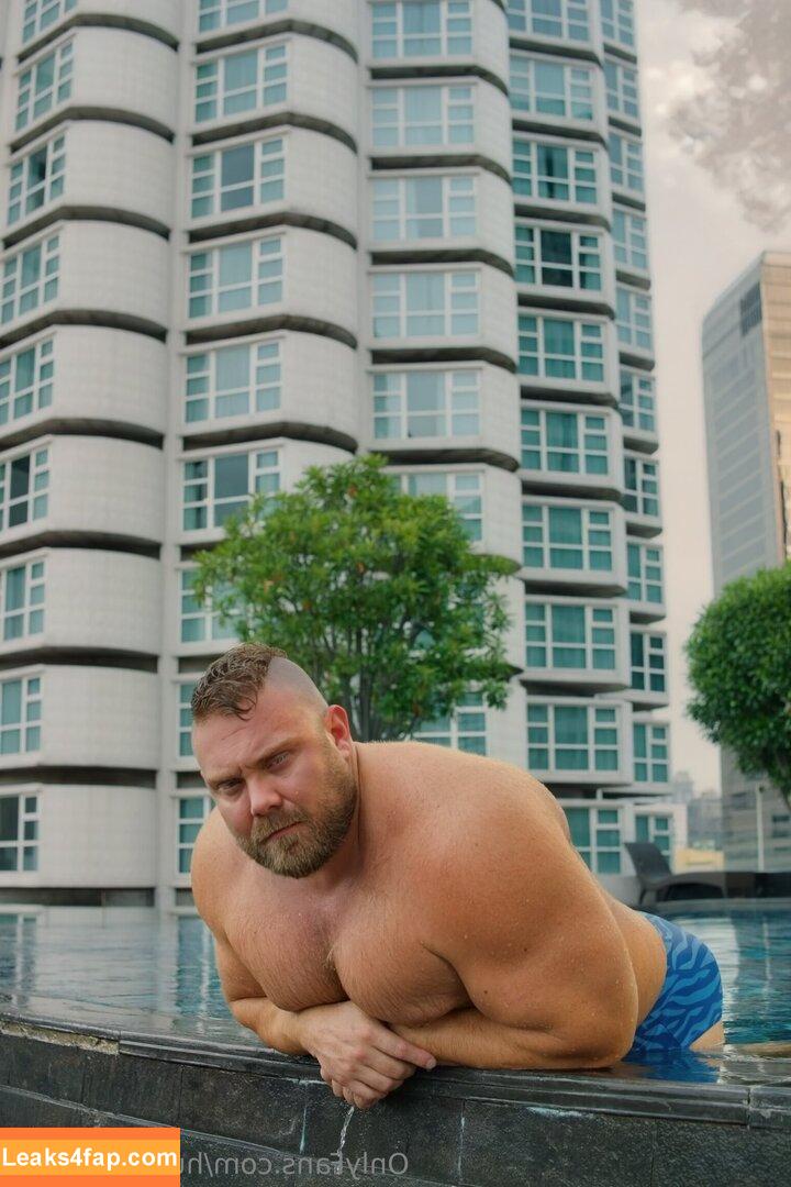 hugeandhung / huge.and.hung leaked photo photo #0251