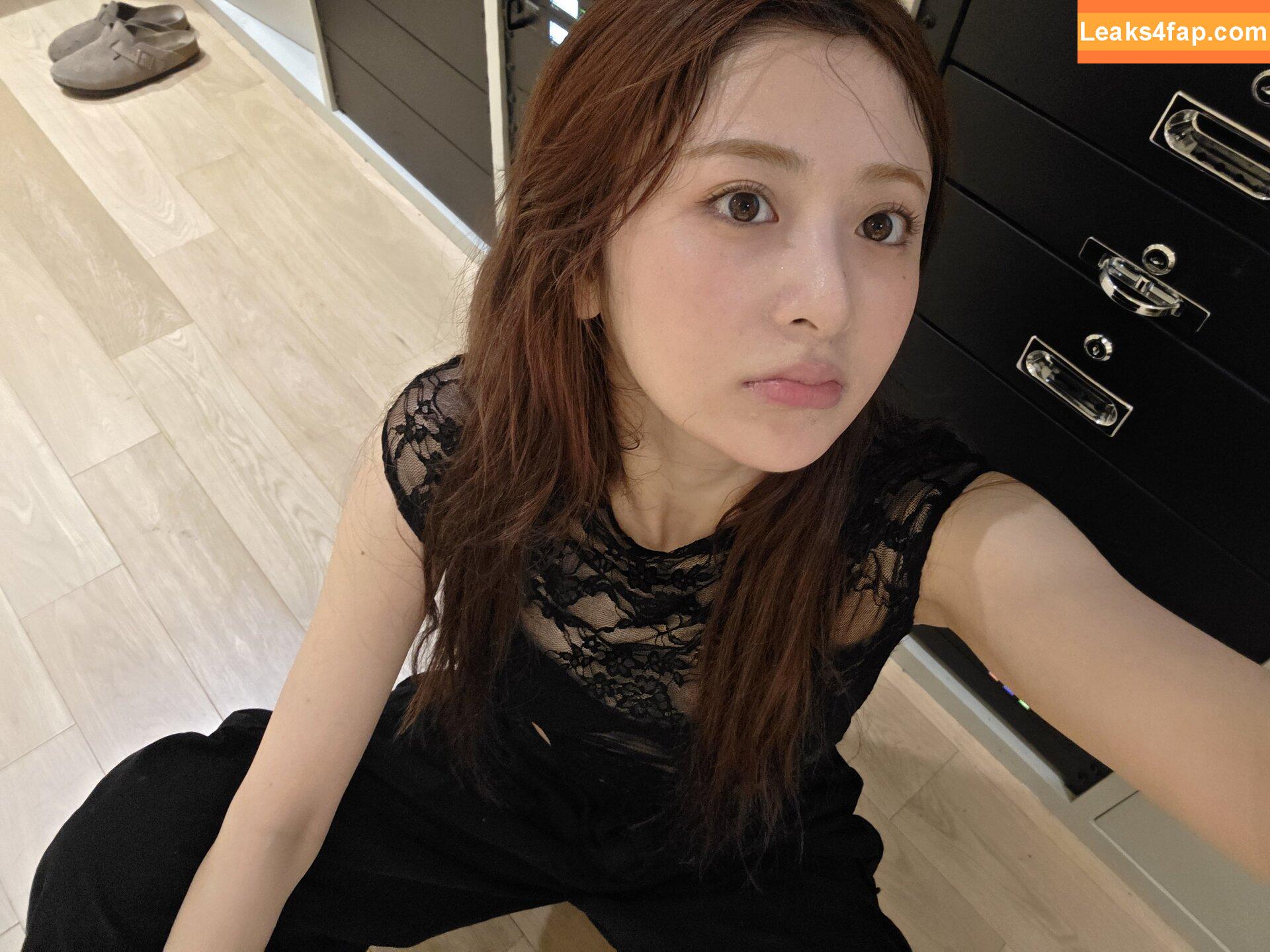 Huh Yunjin 허윤진 / LESSERAFIM / jenaissante leaked photo photo #0121