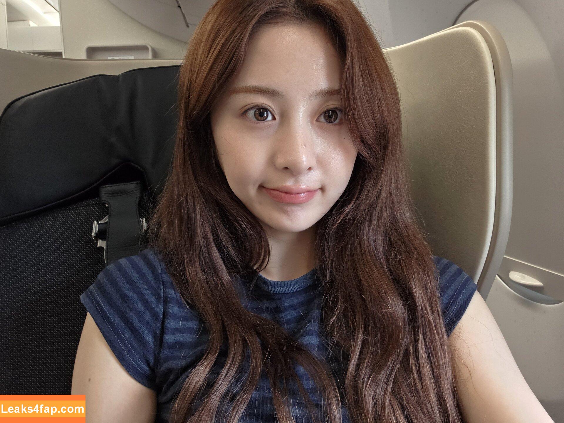 Huh Yunjin 허윤진 / LESSERAFIM / jenaissante leaked photo photo #0124