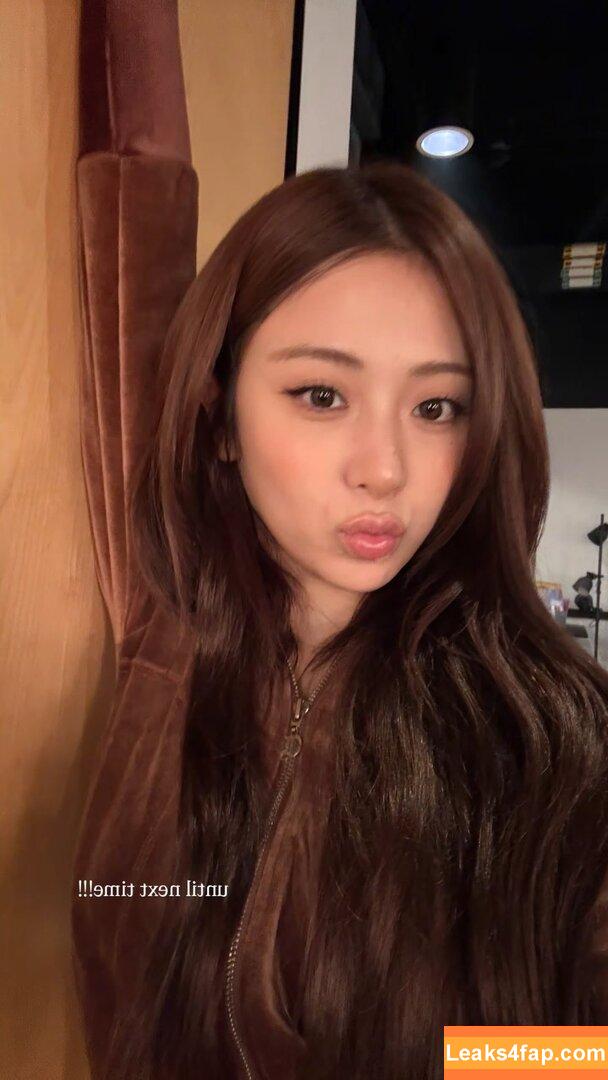 Huh Yunjin 허윤진 / LESSERAFIM / jenaissante leaked photo photo #0129