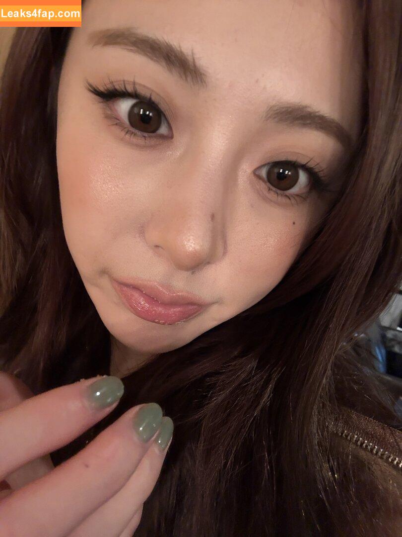 Huh Yunjin 허윤진 / LESSERAFIM / jenaissante leaked photo photo #0131
