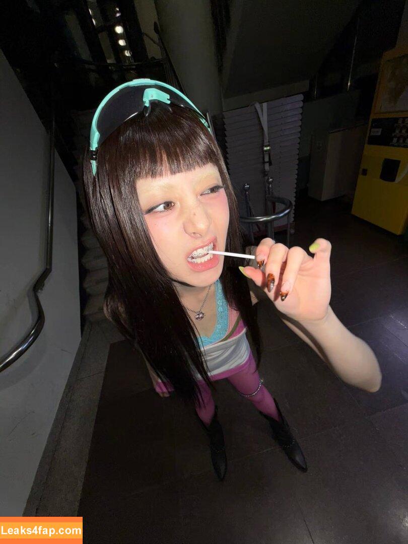 Huh Yunjin 허윤진 / LESSERAFIM / jenaissante leaked photo photo #0154