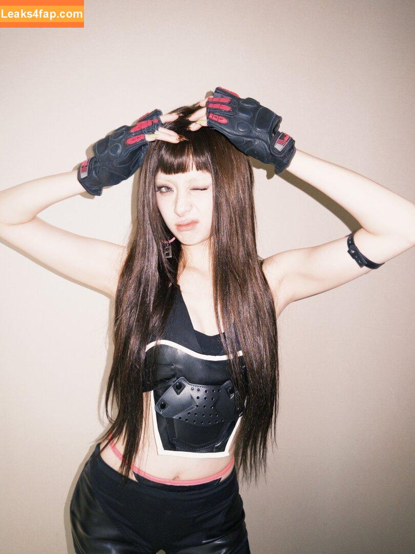 Huh Yunjin 허윤진 / LESSERAFIM / jenaissante leaked photo photo #0187