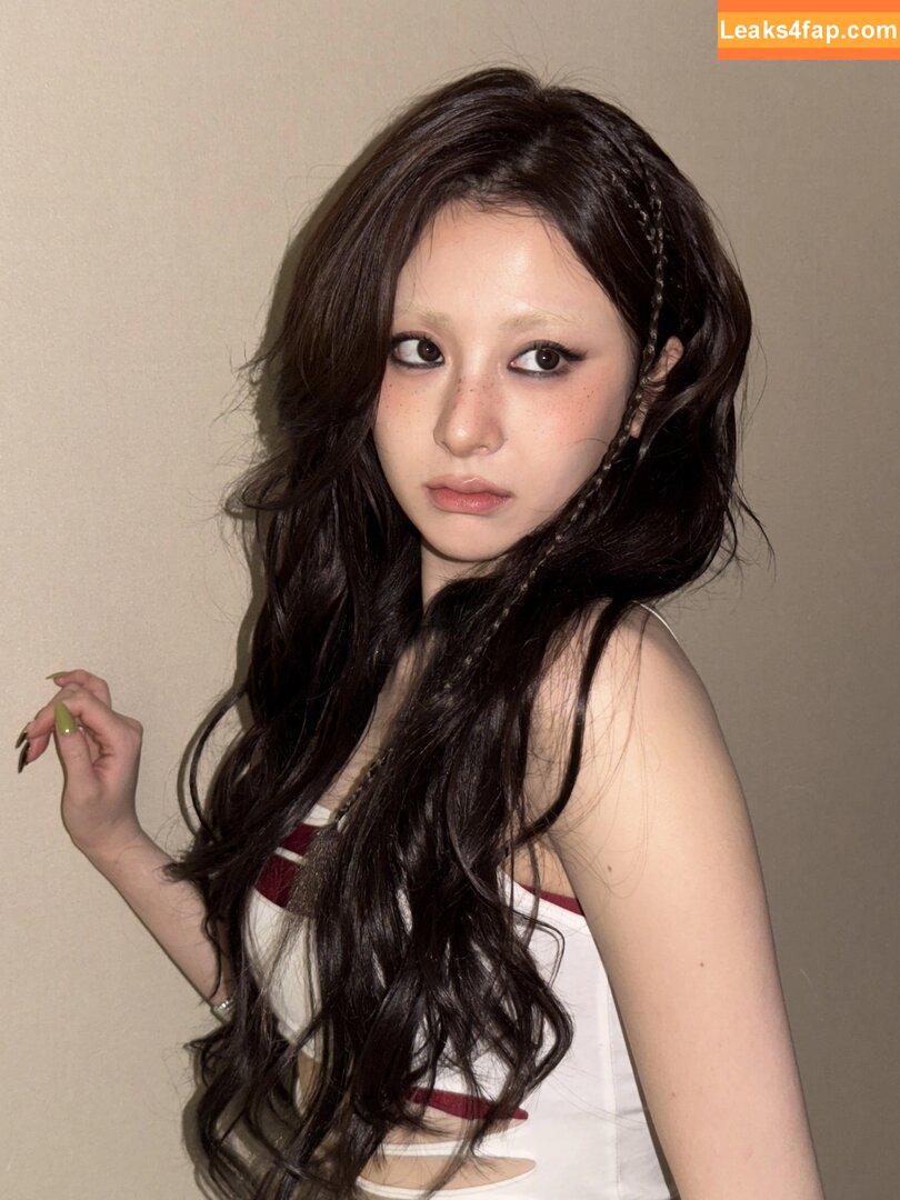 Huh Yunjin 허윤진 / LESSERAFIM / jenaissante leaked photo photo #0199