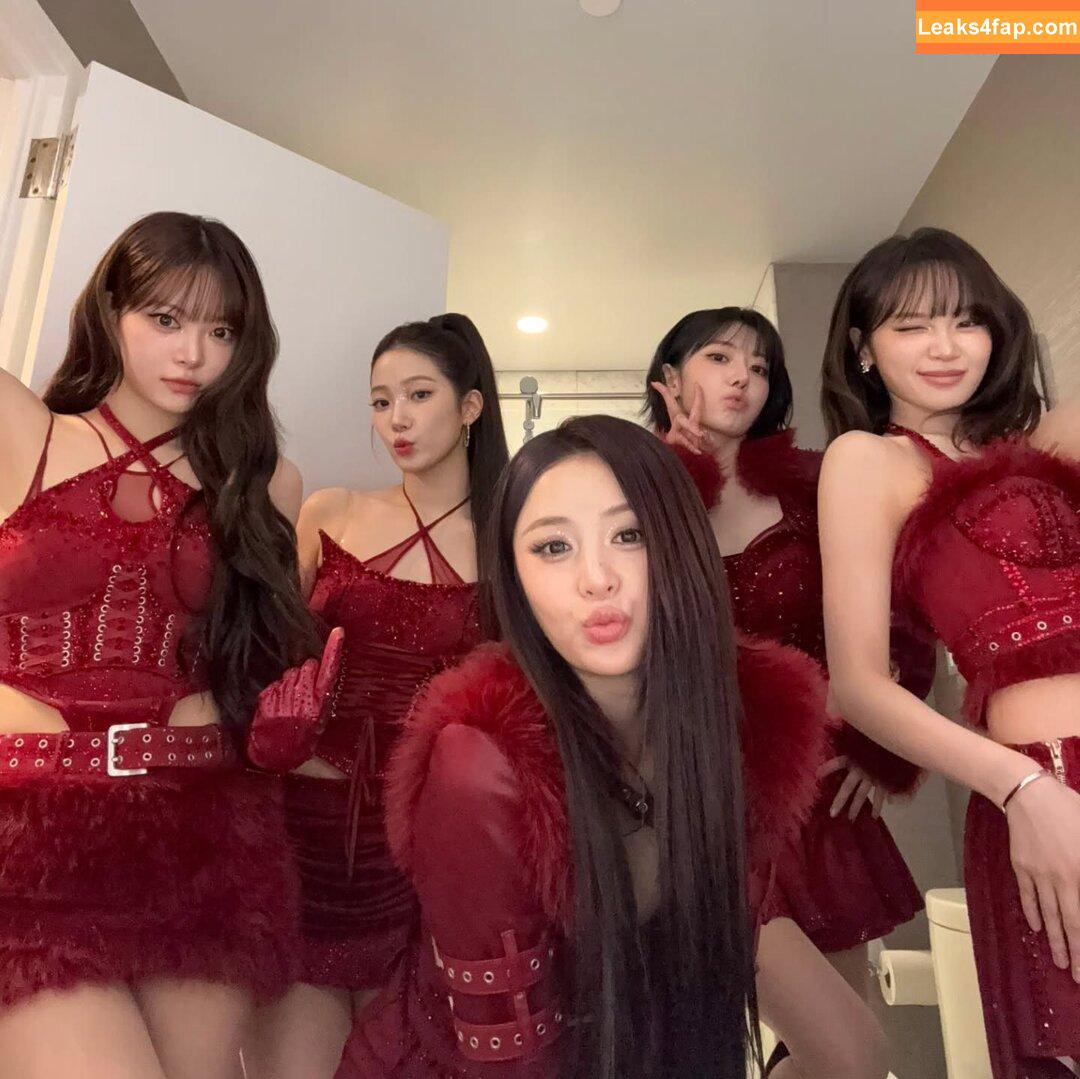 Huh Yunjin 허윤진 / LESSERAFIM / jenaissante leaked photo photo #0231