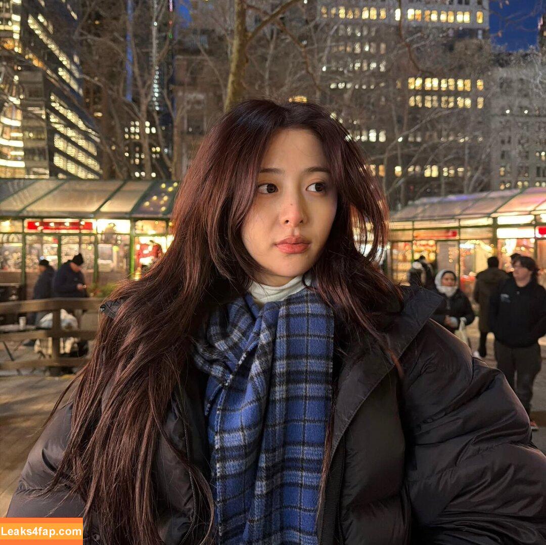 Huh Yunjin 허윤진 / LESSERAFIM / jenaissante leaked photo photo #0237