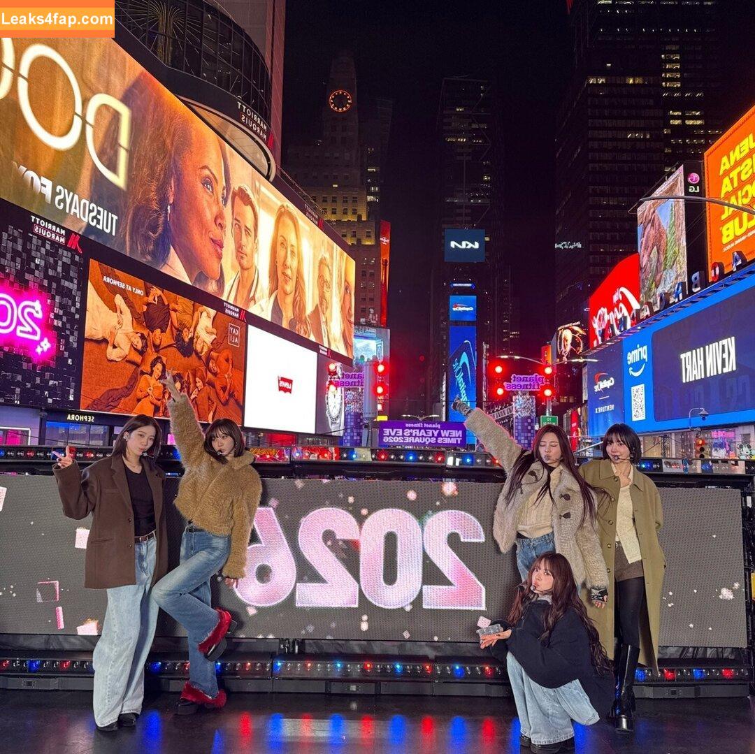 Huh Yunjin 허윤진 / LESSERAFIM / jenaissante leaked photo photo #0238