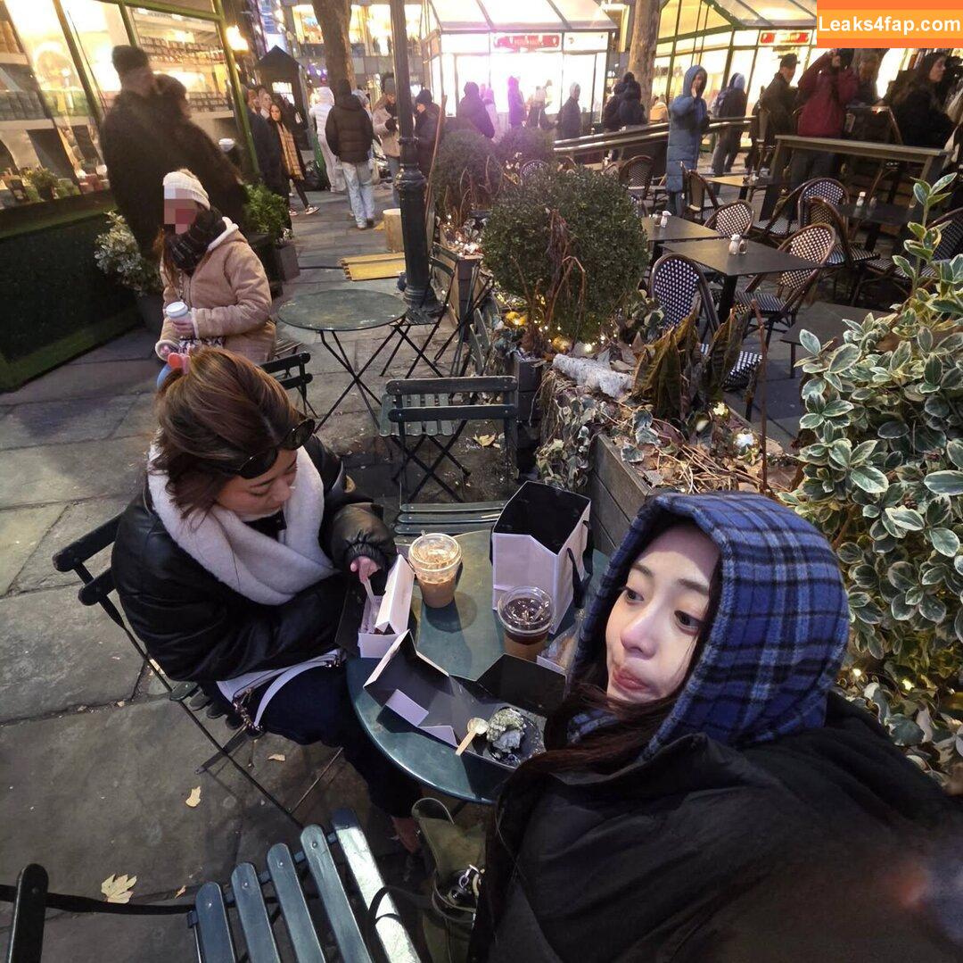 Huh Yunjin 허윤진 / LESSERAFIM / jenaissante leaked photo photo #0240