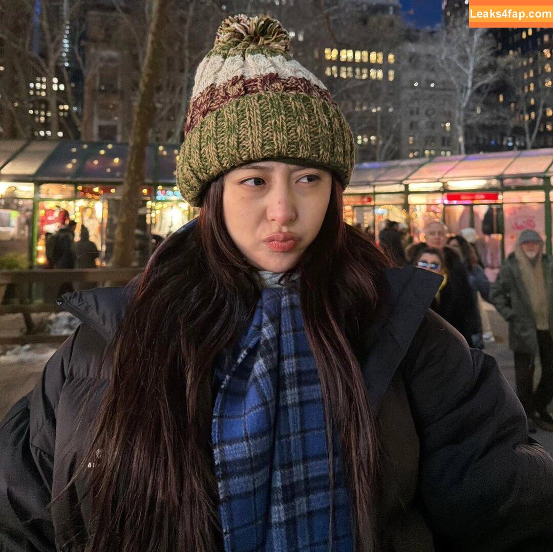 Huh Yunjin 허윤진 / LESSERAFIM / jenaissante leaked photo photo #0241