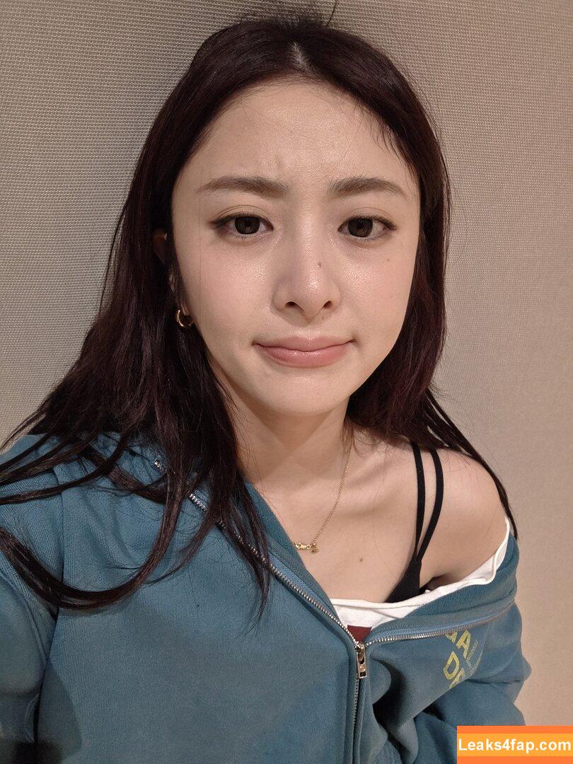 Huh Yunjin 허윤진 / LESSERAFIM / jenaissante leaked photo photo #0321