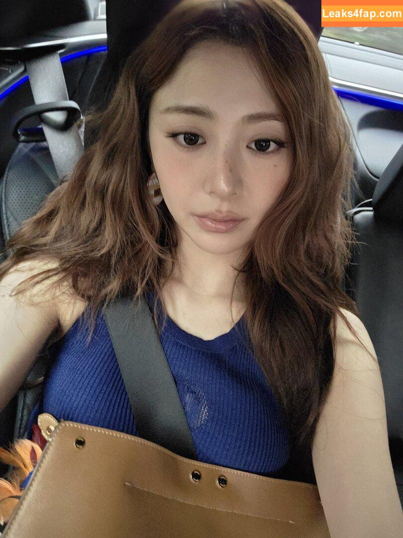 Huh Yunjin 허윤진 / LESSERAFIM / jenaissante leaked photo photo #0324