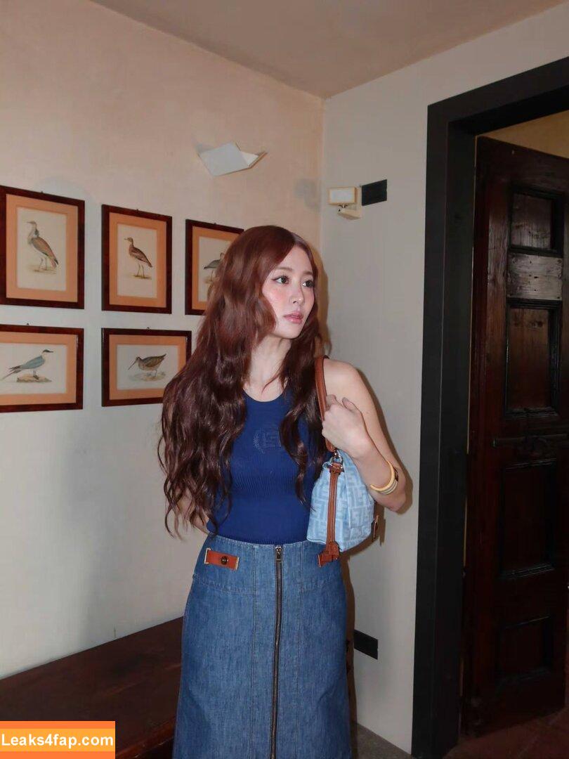 Huh Yunjin 허윤진 / LESSERAFIM / jenaissante leaked photo photo #0329