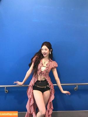 Huh Yunjin 허윤진 photo #0126