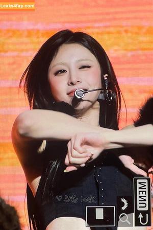 Huh Yunjin 허윤진 фото #0173