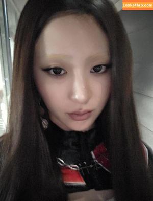 Huh Yunjin 허윤진 photo #0192