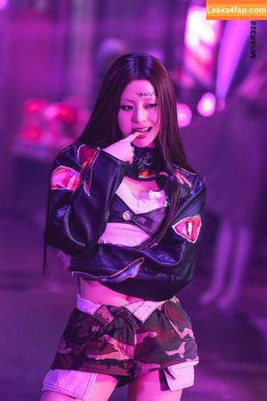 Huh Yunjin 허윤진 photo #0209