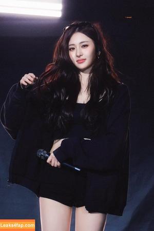 Huh Yunjin 허윤진 photo #0248