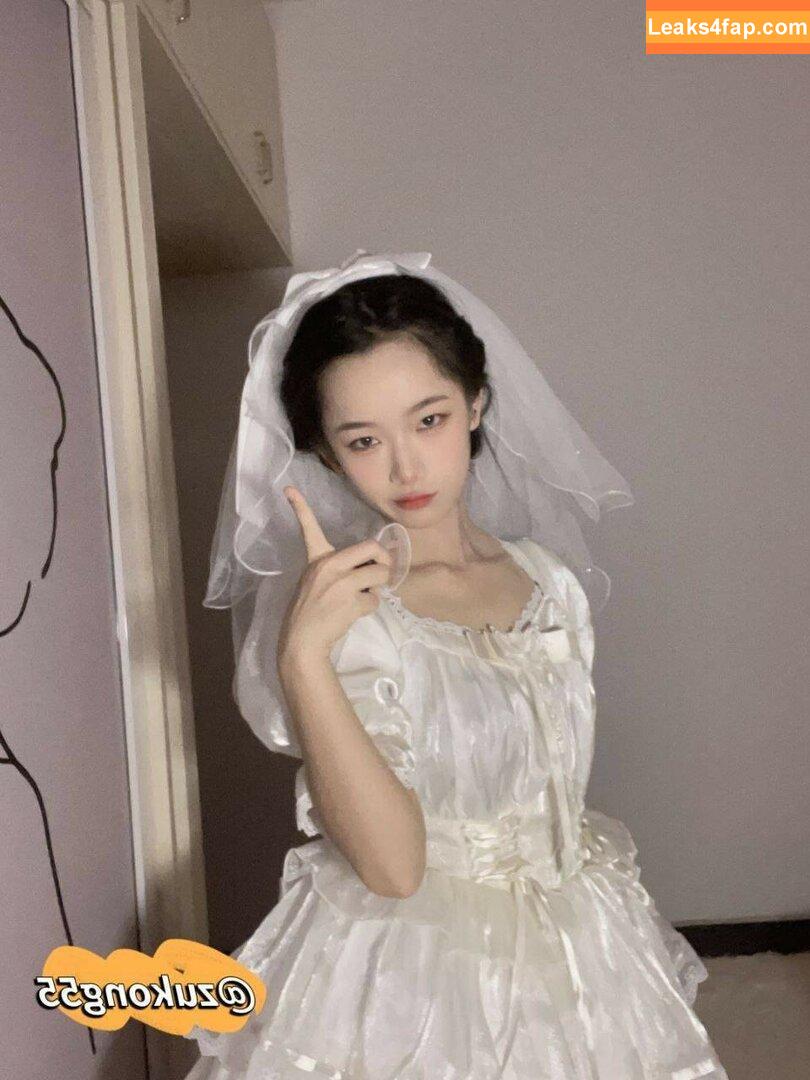 hujiaozi33 / 咸鱼籽 / 胡椒仔 leaked photo photo #0002