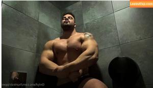 hunkstripper photo #0065
