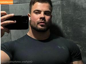 hunkstripper photo #0066