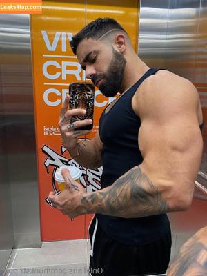 hunkstripper photo #0071