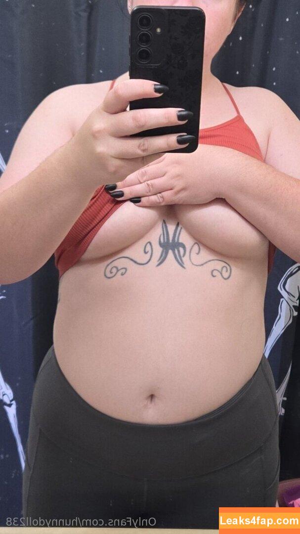 hunnydoll238 /  leaked photo photo #0017