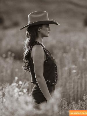 Hunter Deno фото #0147