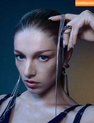 Hunter Schafer photo #0028