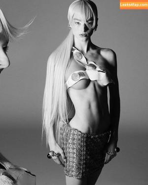 Hunter Schafer photo #0042