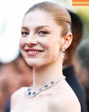 Hunter Schafer photo #0209