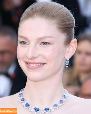 Hunter Schafer photo #0210