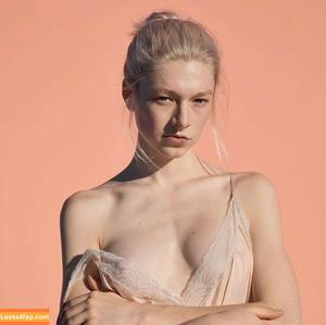 Hunter Schafer photo #0240