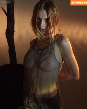 Hunter Schafer photo #0357